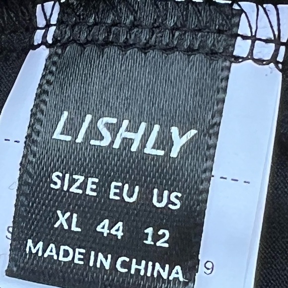 Lishly Black Adjustable Spaghetti Strap Sequined Fringe Crop Top Women's Size 12 - Picture 7 of 8